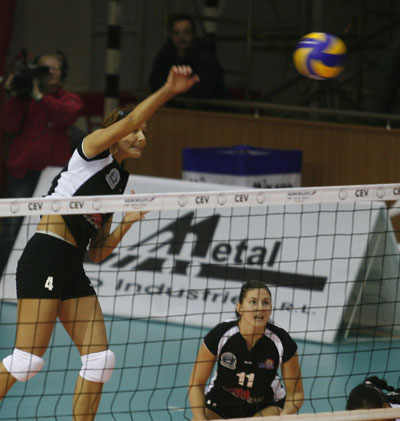 CSU Metal Galati – locul 6 la Top Volley International