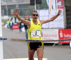 Moldoveanul Iaroslav Musinschi, invingator in maratonul de la Dusseldorf