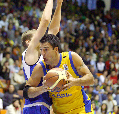 Campionii câştigă la Giurgiu în sferturile Cupei