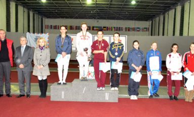 Trei medalii pentru tinerele floretiste la circuitul european