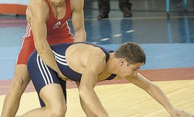 Luptele ar putea fi excluse din familia olimpică