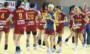 Astăzi, toată ţara le susţine pe fetele de la Oltchim! 