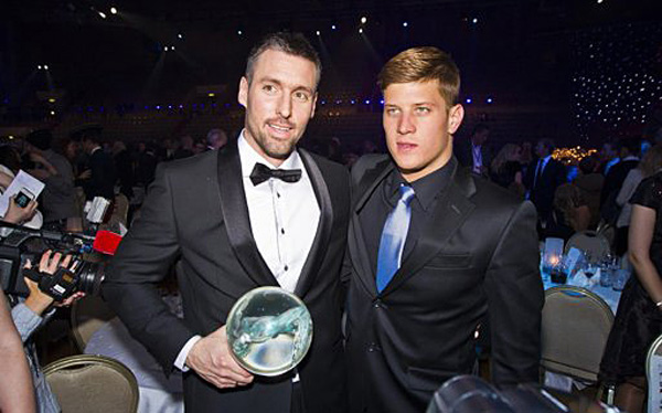 Gest emoţionant! Alexander Dale Oen campion olimpic post-mortem