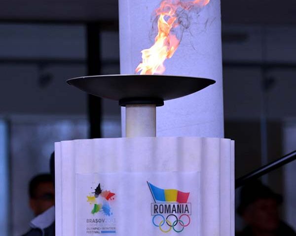 Flacăra Olimpică va străbate 15 km prin Bucureşti