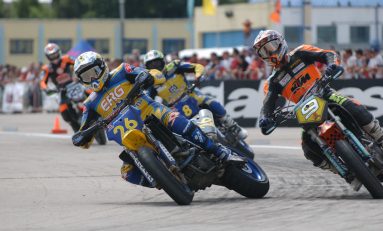 Zece ani de Dual Motors: din culisele unui sport intitulat business moto