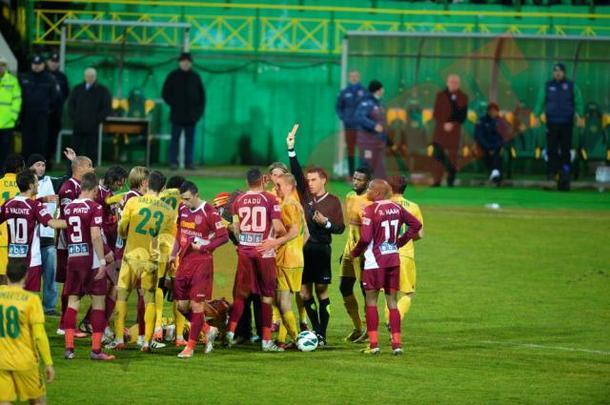 Cadu roşu direct în Vaslui – CFR Cluj