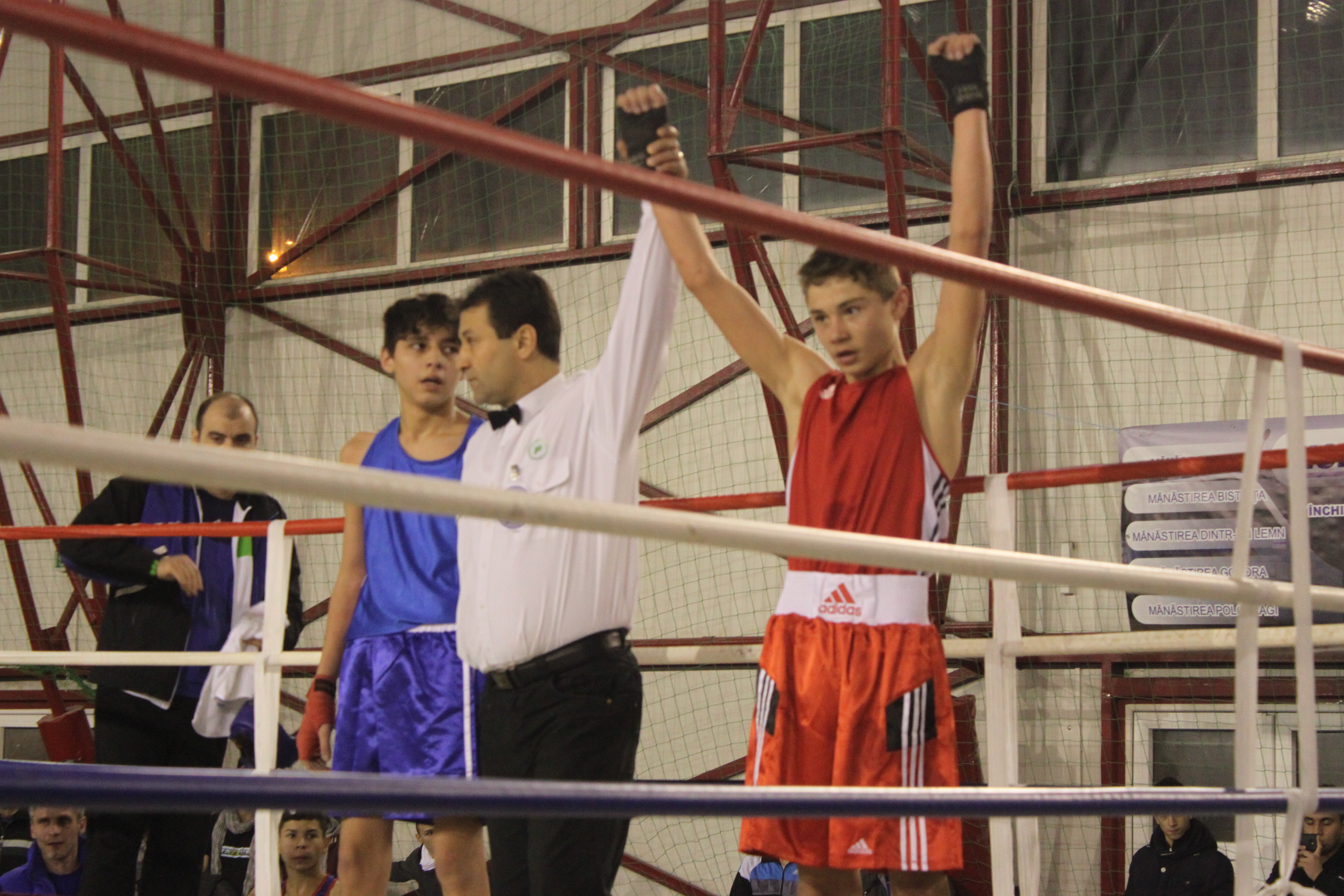 Leonard Doroftei vrea să reînfiinţeze “Centura de Aur”