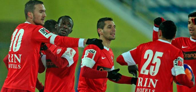 Dinamo, în finala Marbella Cup, Rapid pierde după lovituri de departajare