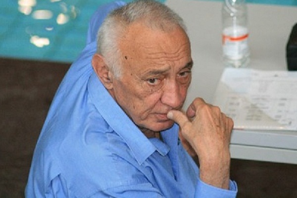 David vs Goliat (Grințescu) pentru șefia federației de polo