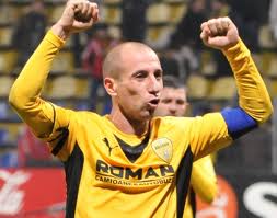 Robert Ilyeş are o fată între elevi