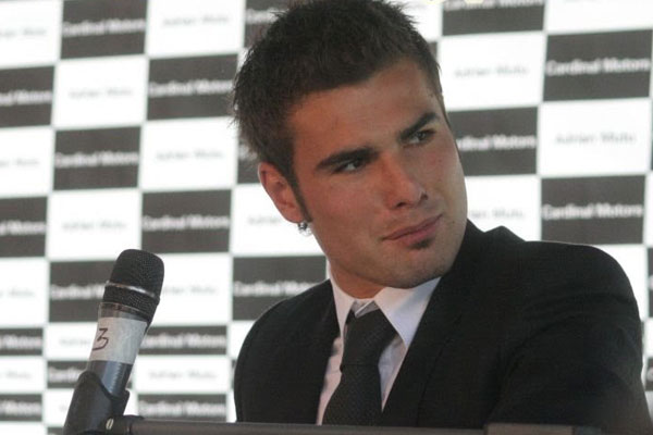 Mutu, al optulea gol, Săpunaru, integralist