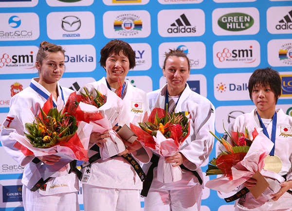 Două medalii de bronz la Grand Slamul de la Paris