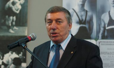 Preşedintele Federaţiei Internaţionale de Lupte a demisionat