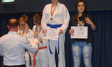 11 medalii pentru karateka teleormăneni