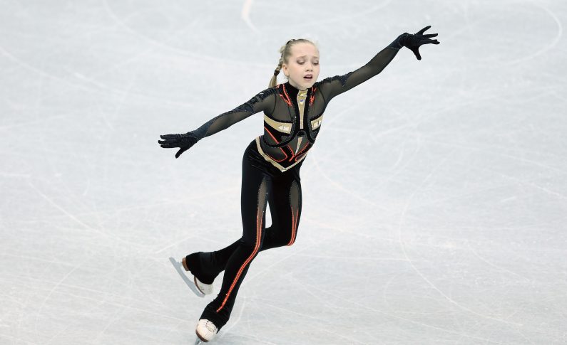 Podiumuri mondiale cu juniori americani și junioare din Rusia