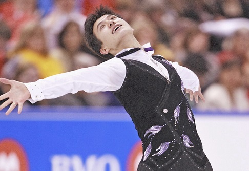 Chan învins de Takahashi la Trofeul mondial pe echipe la patinaj