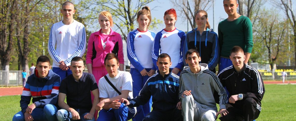 Zece sportivi aleargă pentru medalii la Balcaniada de marș