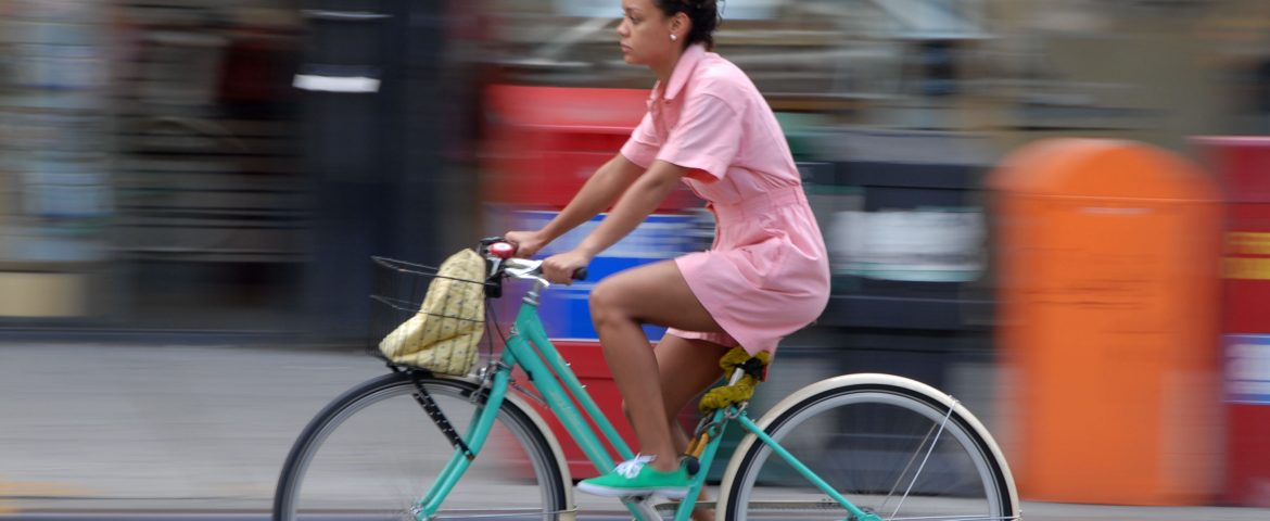 Asociaţia Sudenţilor Universităţii Bucureşti te provoacă la pedalat!