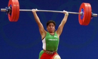 A murit halterofila Soraya Jimenez