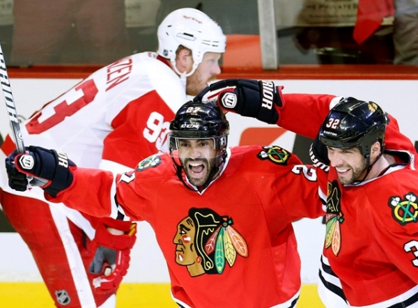 Chicago Blackhawks-Detroit Red Wings 4-1, în semifinalele Conferinței de Vest din NHL