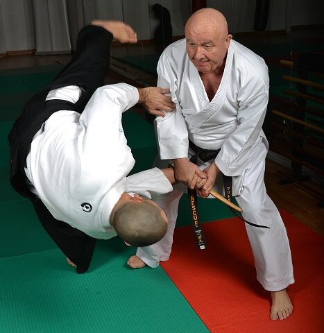 Florentin Marinescu, “slujitorul” Artelor Marţiale Româneşti