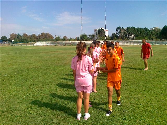 Echipa de oină a Școlii Gimnaziale Salcia, Suceava, a câștigat Olimpiada Națională a Sportului Școlar