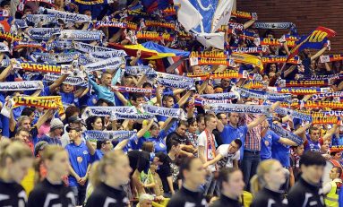 Dragoste şi război în handbal