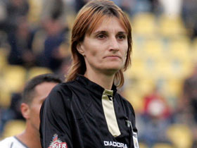 Teodora Albon a arbitrat excelent finala feminină a Ligii Campionilor 