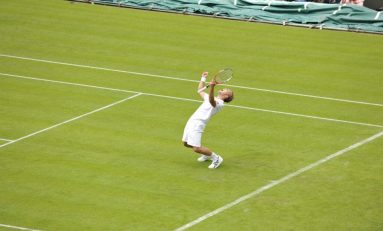 Rafael Nadal a fost eliminat din primul tur la Wimbledon de către Steve Darcis