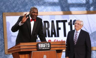 Hakeem Olajuwon, pe scena draftului NBA după 29 de ani