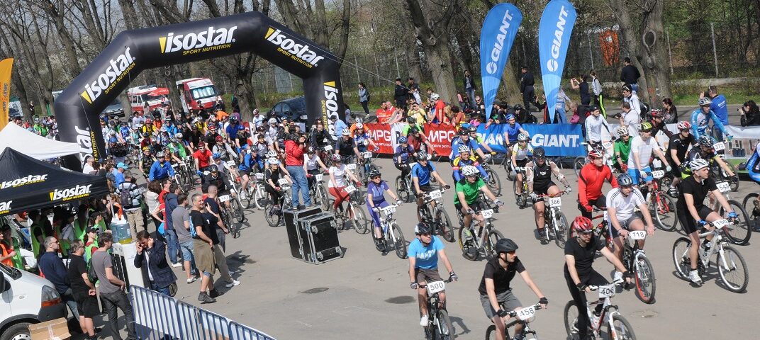 Debut cu câteva sute de participanți pentru Riders Club