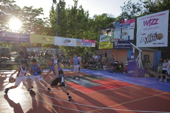Un oaspete de seamă vine la turneul Sport Arena Streetball de la Bucureşti