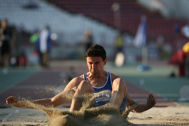 Adrian Vasile, lăudat de Dorin Arădăvoaicei