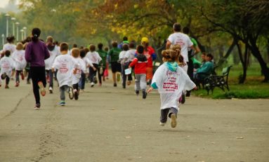 Concurenți de toate vârstele au alergat la „Crosul Tineretului”