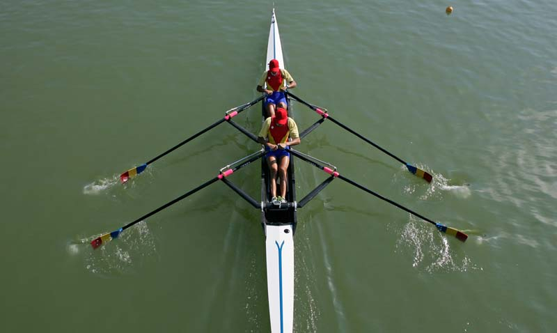 27 de sportivi români la Campionatul Mondial de canotaj U23