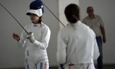 Universiada: Simona Pop cucereşte bronzul la spadă individual