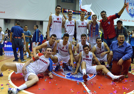 Steaua fuzionează cu CSM Bucureşti la baschet