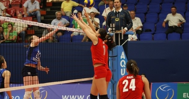 România, locul 4 în Liga Europeană de volei feminin