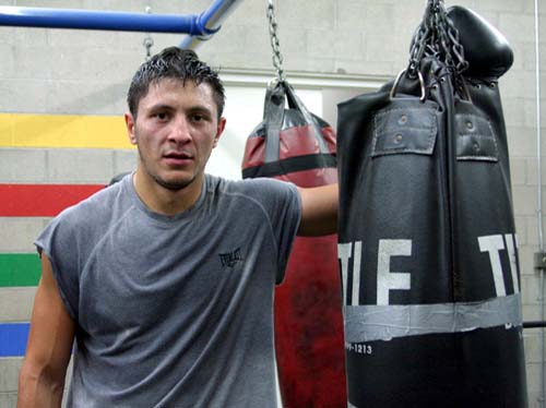 Ronald Gavril, invincibil la profesionişti. Românul la făcut KO pe americanul Dave Courchaine