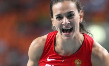 Yelena Isinbayeva, campioană mondială la săritura cu prăjina