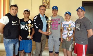 O nouă sală de box pentru viitorul boxului călărăşean