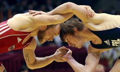 15 români la CM de lupte