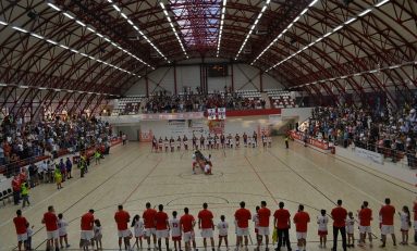 Dinamo şi Veszprem l-au omagiat pe Marian Cozma. Mesajul emoţionant al ambasadorului Ungariei la Bucureşti despre fostul handbalist