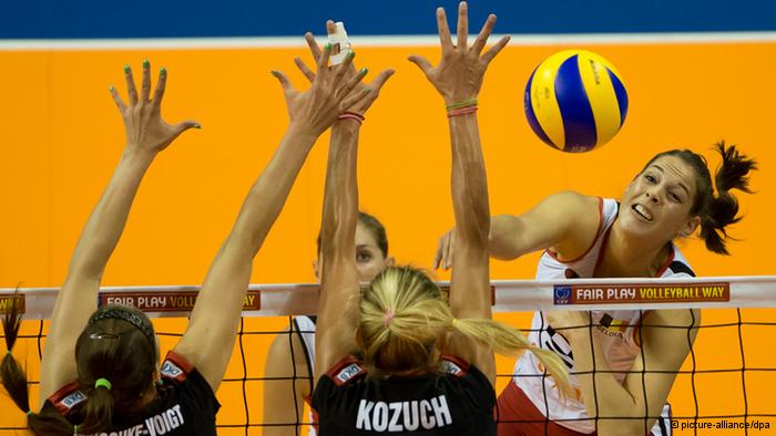 Germania şi Rusia, finaliste la CE de volei feminin