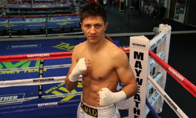 Ronald Gavril a câștigat prin KO tehnic al optulea meci din opt disputate