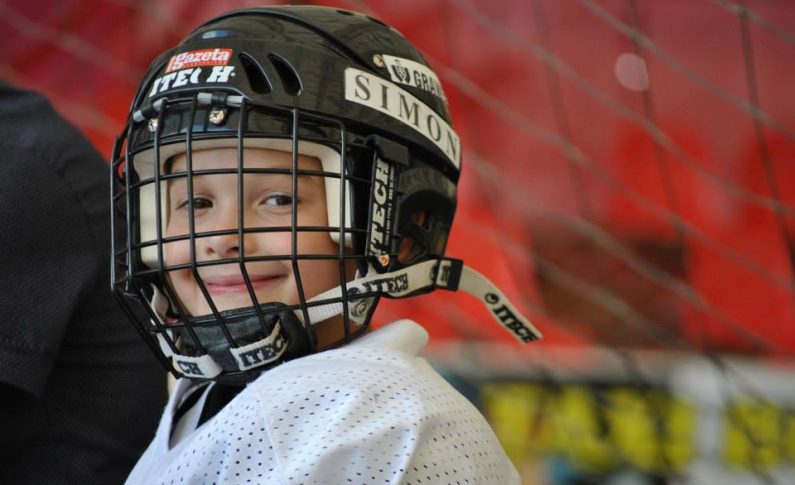 Hocheiul pe role iese în stradă!