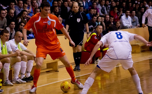 Schimbare de lider în Liga I de futsal