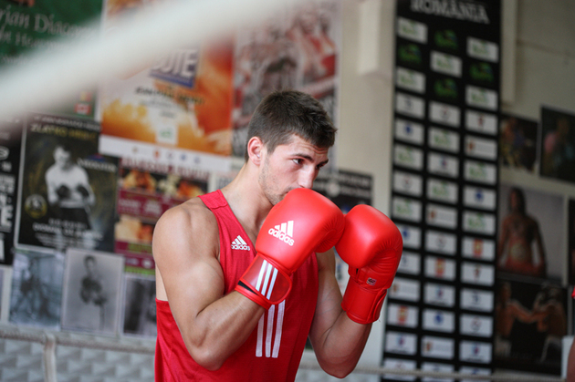 Juratoni a fost eliminat în sferturi la Mondiale