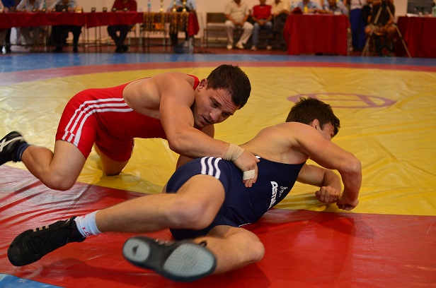 Tradiţie și performanţă pe saltea la CS Dinamo