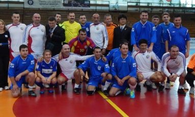 Gloriile fotbalului românesc şi-au dat întâlnire la Iaşi